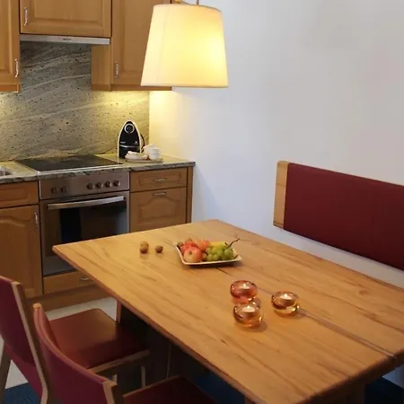 Parnass Hotel 3*
