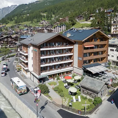 Parnass Hotel