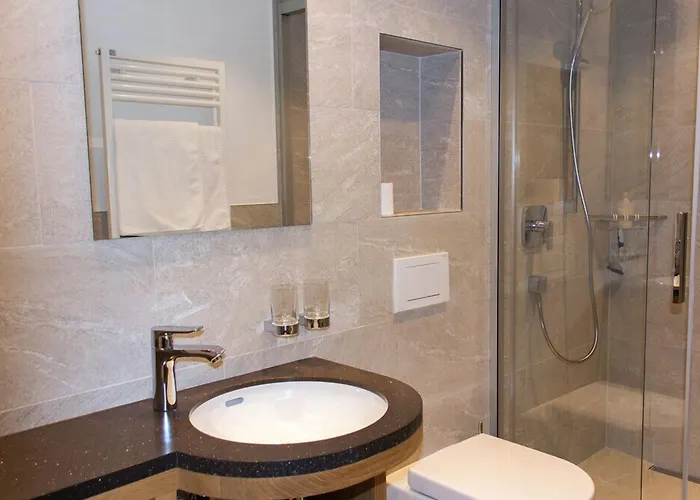 Hotel Parnass 3*